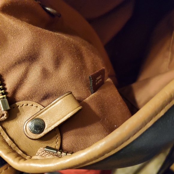 Coach LIMITED EDITION leather crossbody - Picture 5 of 7